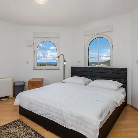 Dedic * Supetarska Draga