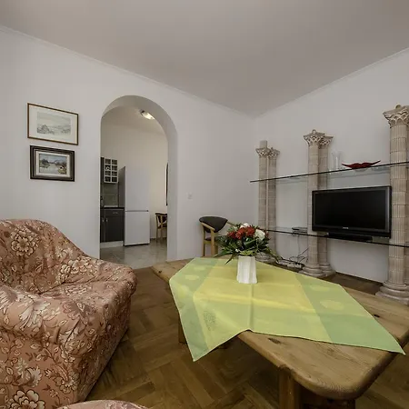 Dedic Supetarska Draga