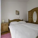 Dedic Supetarska Draga