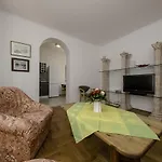 Dedic Supetarska Draga