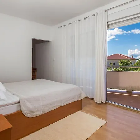 Dedic * Supetarska Draga