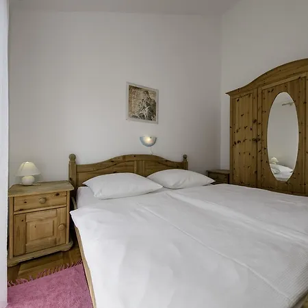 Dedic Supetarska Draga