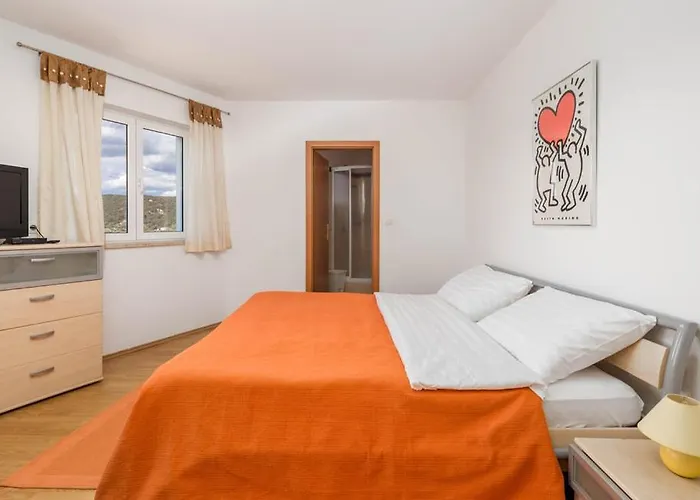 Dedic Supetarska Draga