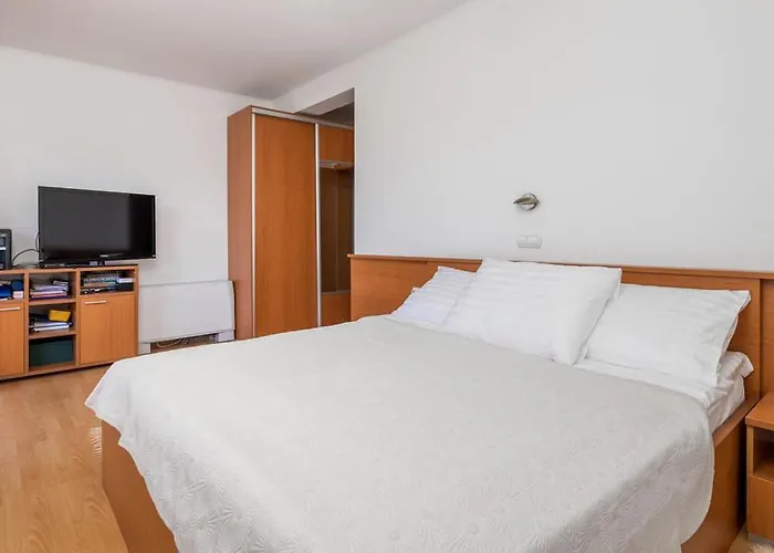 Dedic Apartman Supetarska Draga