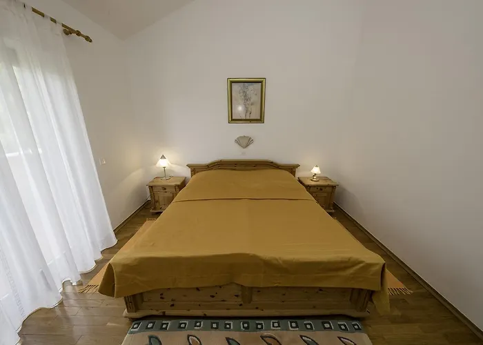 Dedic Apartman